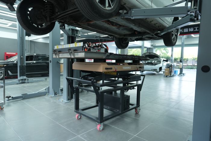 Thinkcar TVL 515 - Підйомник для акумуляторних батарей електромобілів